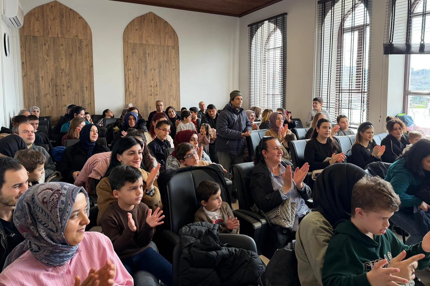 Balıkesir&rsquo;de &ouml;zel bireyler hipoterapi eğitimlerini tamamladı