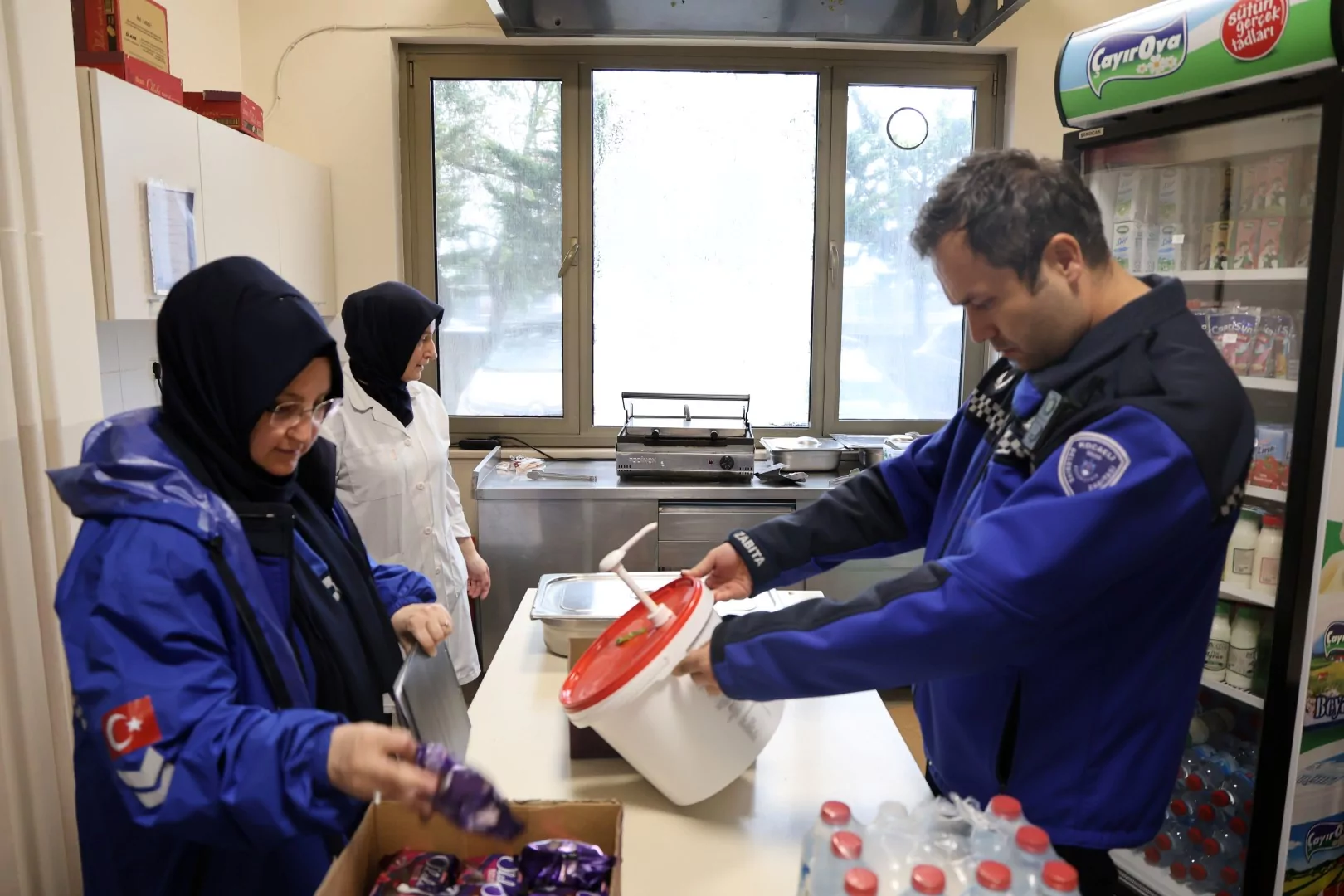 Kocaeli&rsquo;de okul kantinlerine zabıta denetimi
