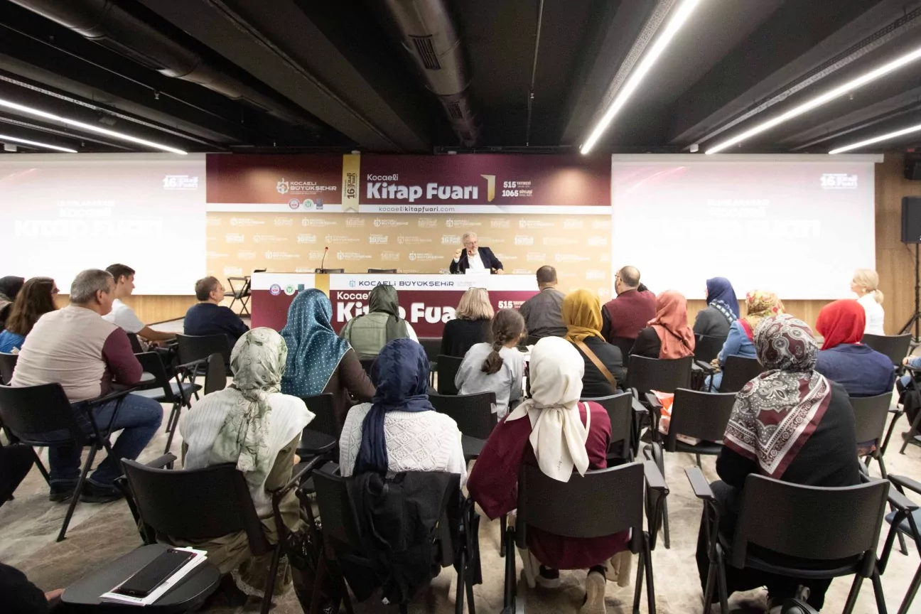Kocaeli Kitap Fuarı&rsquo;nda s&ouml;yleşi r&uuml;zg&acirc;rı
