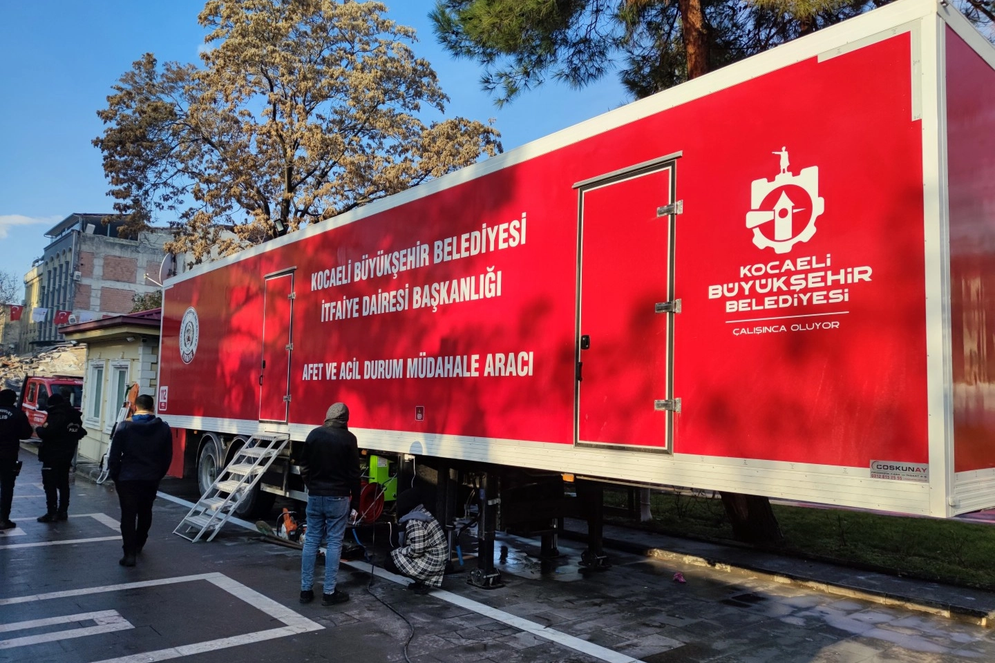 Kocaeli B&uuml;y&uuml;kşehir'den depremin 3. yılında Hatay&rsquo;da dayanışma &ouml;rneği