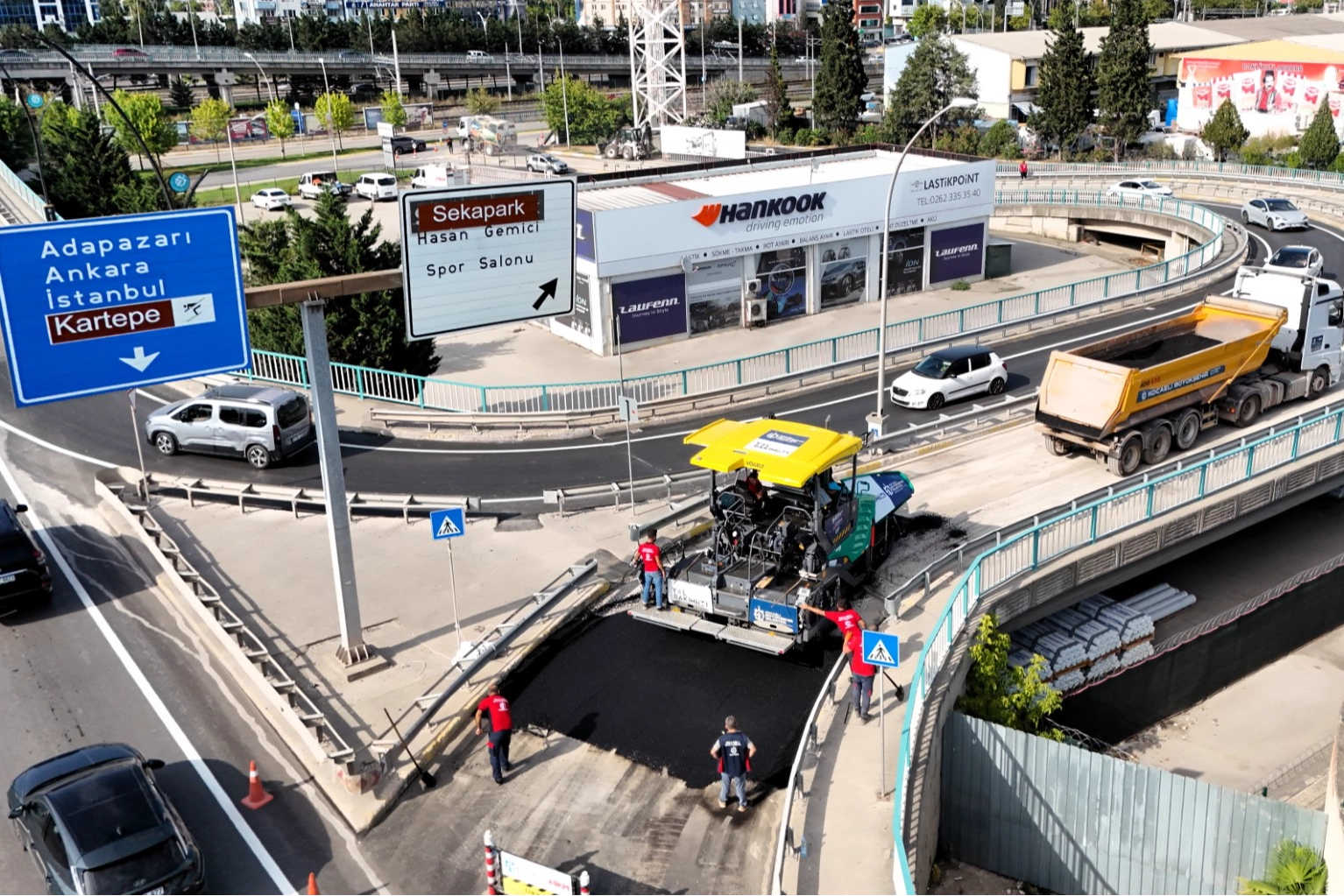 Kocaeli&rsquo;de 15 Temmuz K&ouml;pr&uuml;l&uuml; Kavşağı yenilendi
