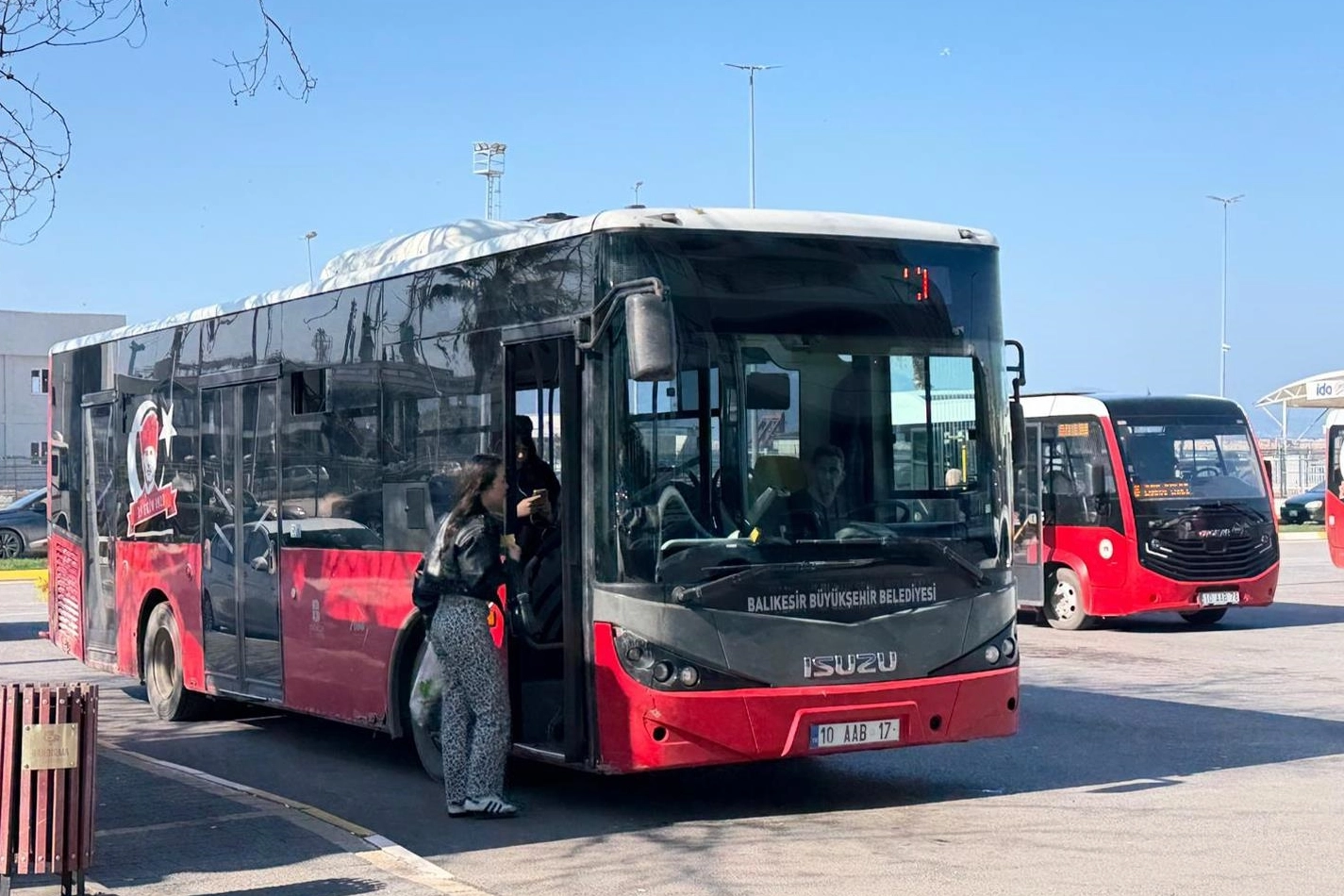 Bandırma&rsquo;da 17 otob&uuml;s yenilenerek hizmete alındı