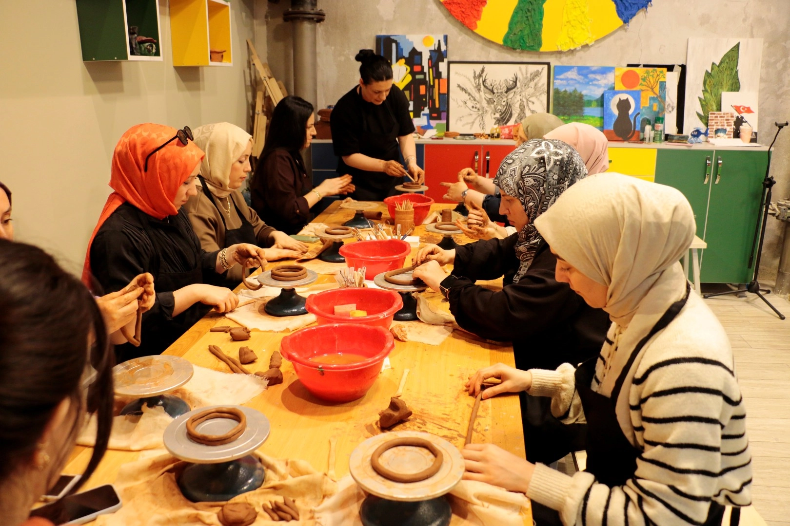 Kocaeli B&uuml;y&uuml;kşehir&rsquo;le &ccedil;amurdan sanata giden yolculuk