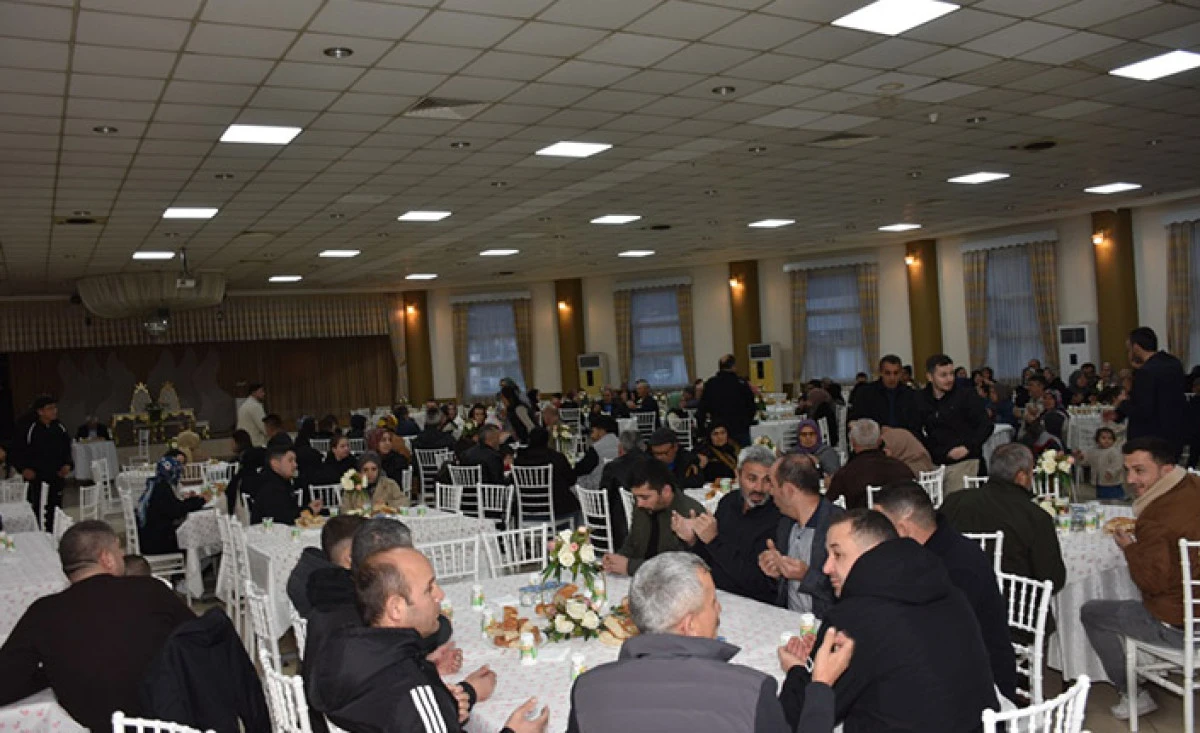 10 Yıllık Akraba İftarı Geleneği Devam Ediyor