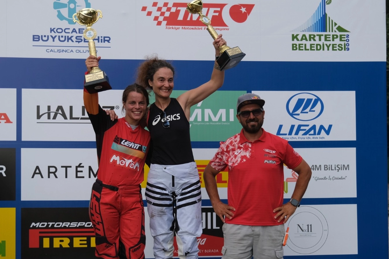 Kocaeli'de S&uuml;per Enduro&rsquo;da kupalar sahiplerini buldu