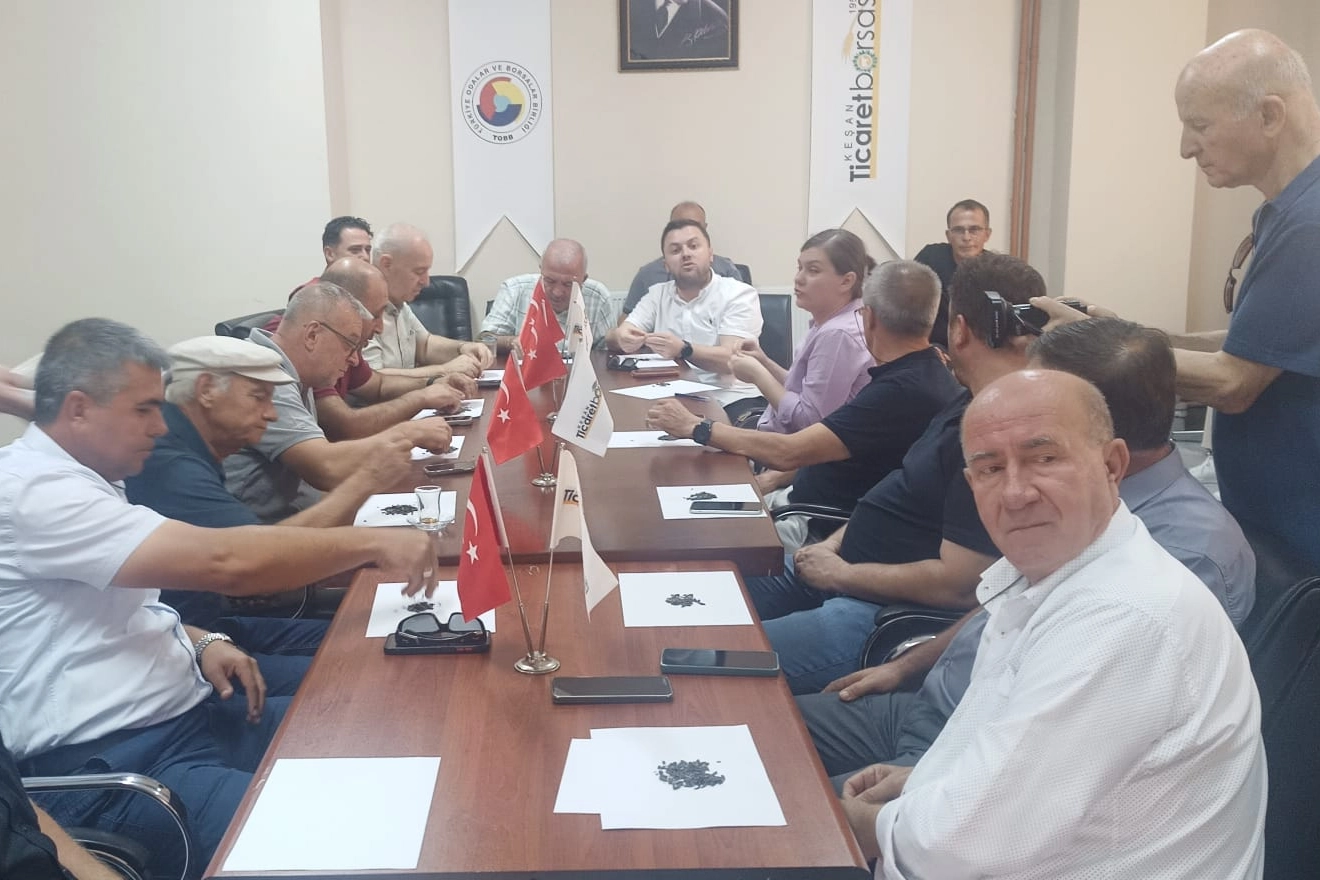 Keşan&rsquo;da 2026&rsquo;nın ilk ay&ccedil;i&ccedil;eği 42,50 TL&rsquo;den satıldı