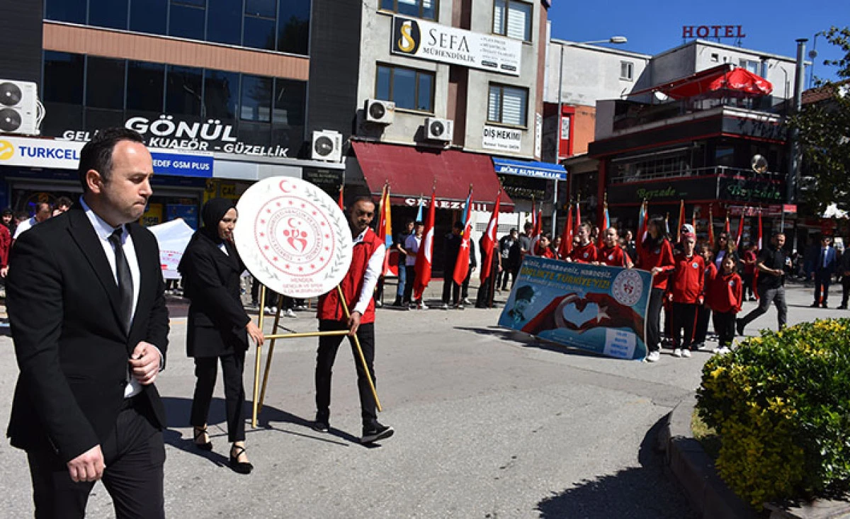 19 Mayıs Hendek’te Coşkuyla Kutlandı