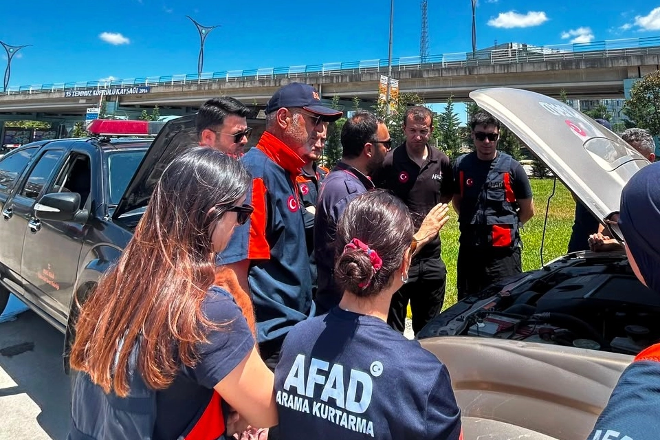 Kocaeli&rsquo;de AFAD&rsquo;a ileri s&uuml;r&uuml;ş eğitimi