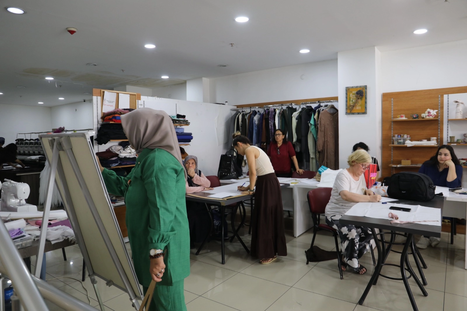Kocaeli İzmit&rsquo;te kadınlara yaz d&ouml;nemi dikiş kursu