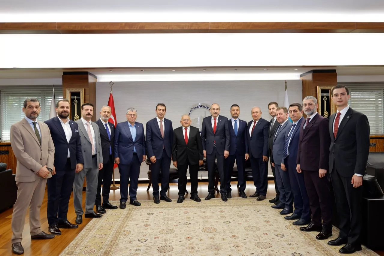 Kayseri B&uuml;y&uuml;kşehir g&uuml;ven tazeleyen başkanları ağırladı