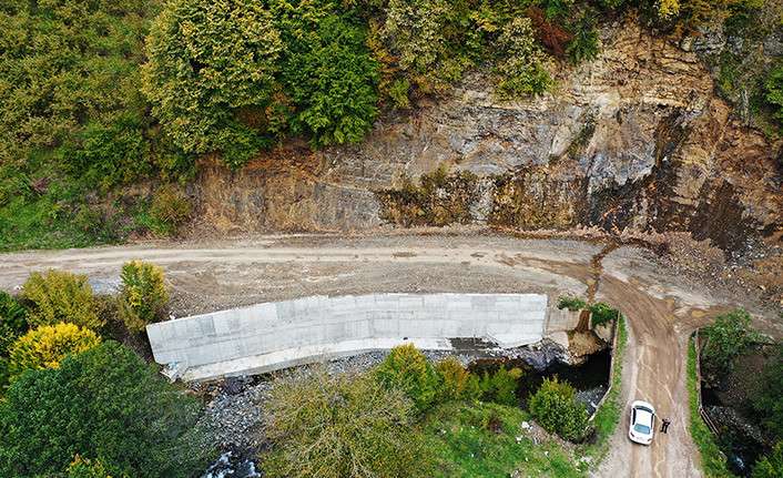 250 Metrelik İstinat Duvarı Hendek’in İçme Suyunu Koruyacak