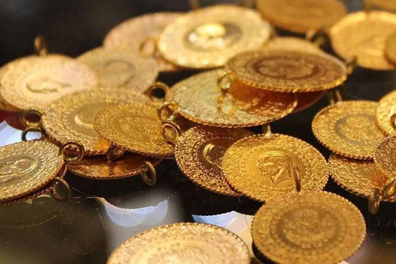 Altın Fiyatları 2027'de 4.500 Dolara Çıkabilir