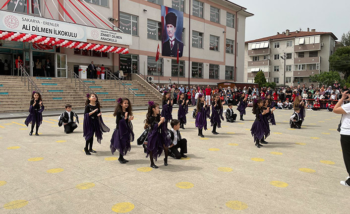 Ali Dilmen İlkokulu’nda 23 Nisan Ulusal Egemenlik Çocuk Bayramı Coşkusu