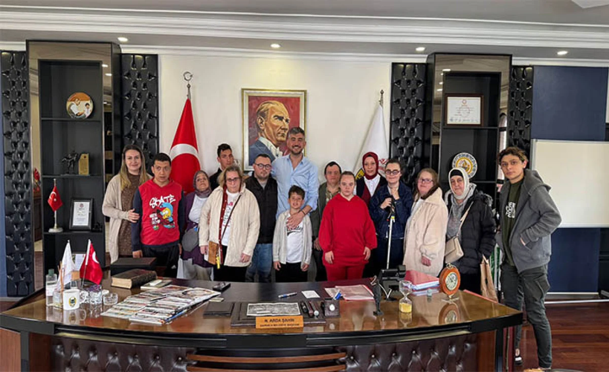 Başkan Şahin&rsquo;e Aynı G&uuml;n, İki Anlamlı Buluşma