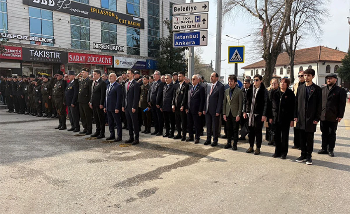 B&uuml;y&uuml;k Zaferin 111. Yıl D&ouml;n&uuml;m&uuml; Hendek&rsquo;te Coşkuyla Kutlandı