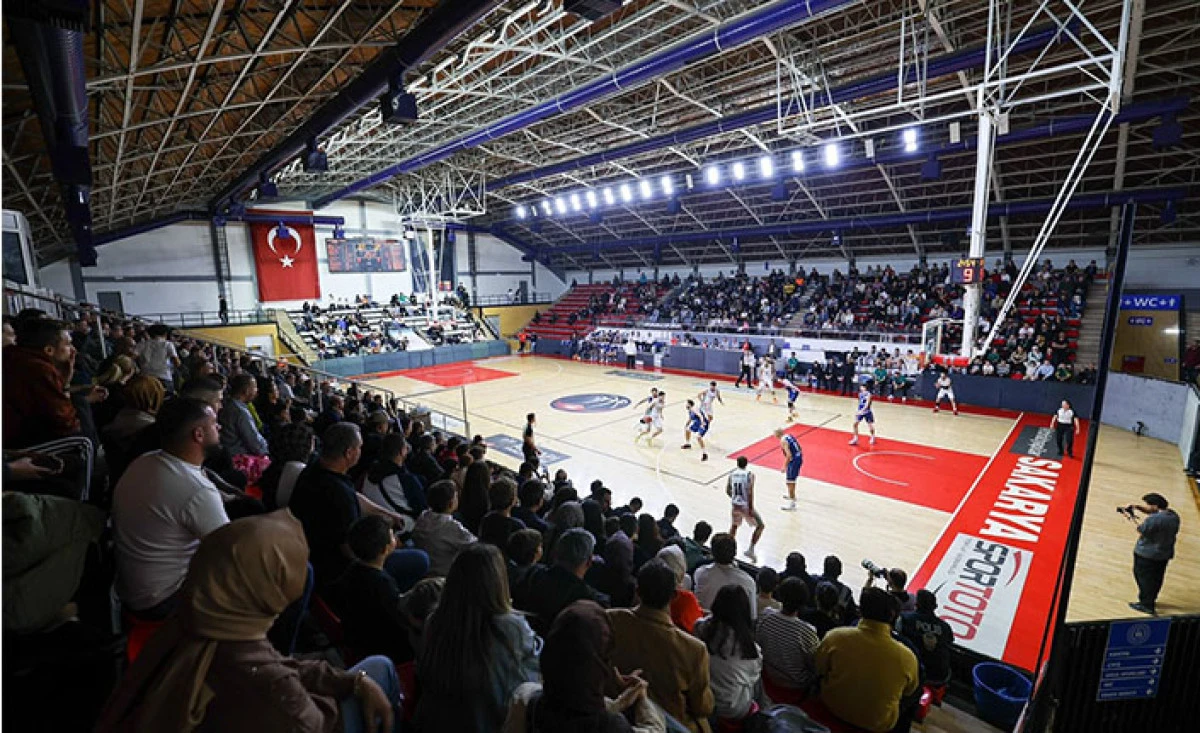 B&uuml;y&uuml;kşehir Basketbol Eskişehir&rsquo;i konuk ediyor