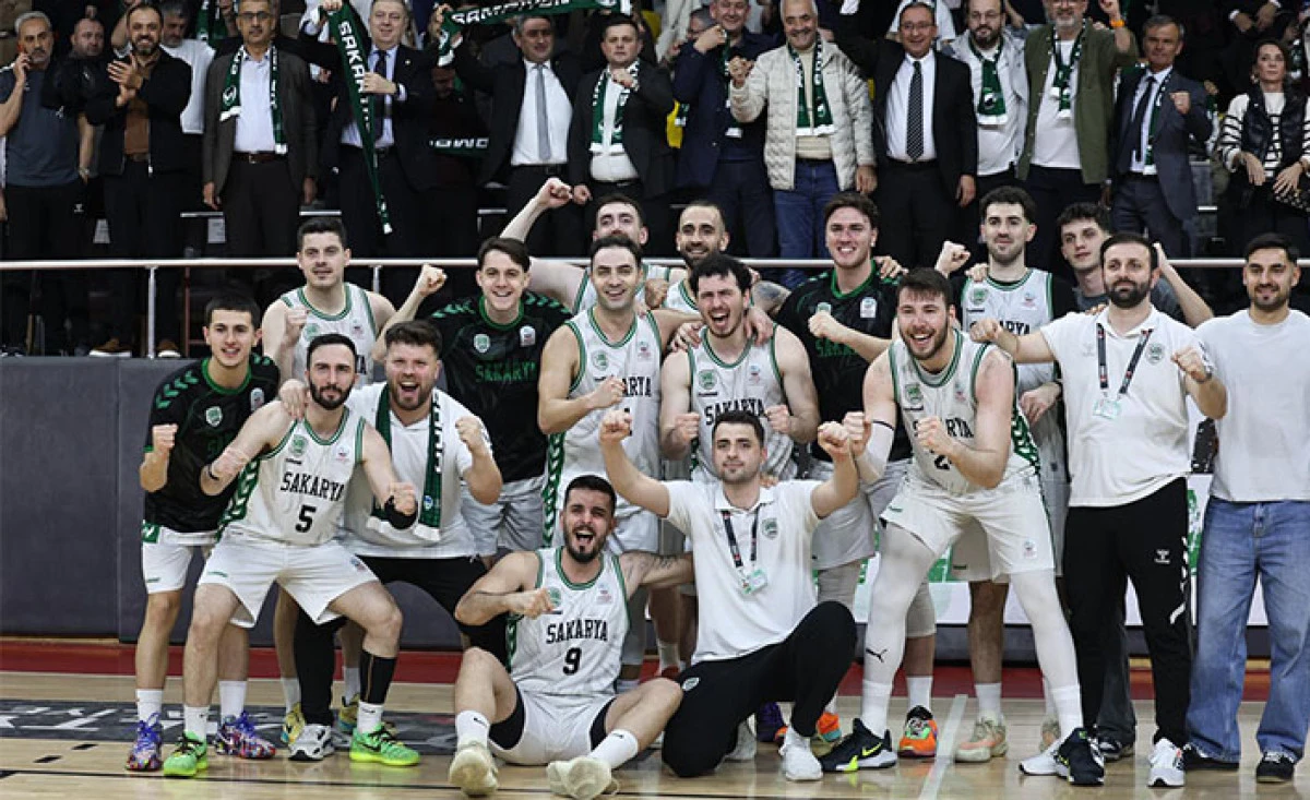 B&uuml;y&uuml;kşehir Play-Off&rsquo;a galibiyetle başladı: 87-81