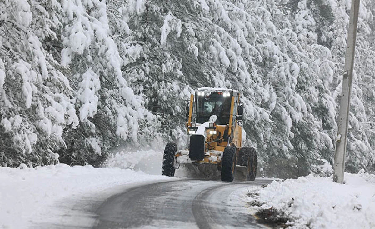 B&uuml;y&uuml;kşehir Y&uuml;ksek Kesimlerde Kar Yağışına Karşı Teyakkuza Ge&ccedil;ti