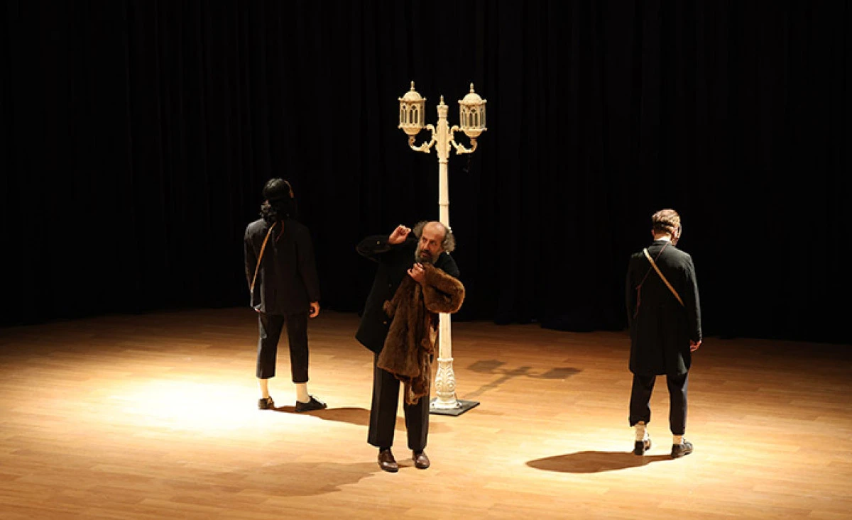 &ldquo;Carmen&rdquo; tiyatroseverlerden alkışları topladı