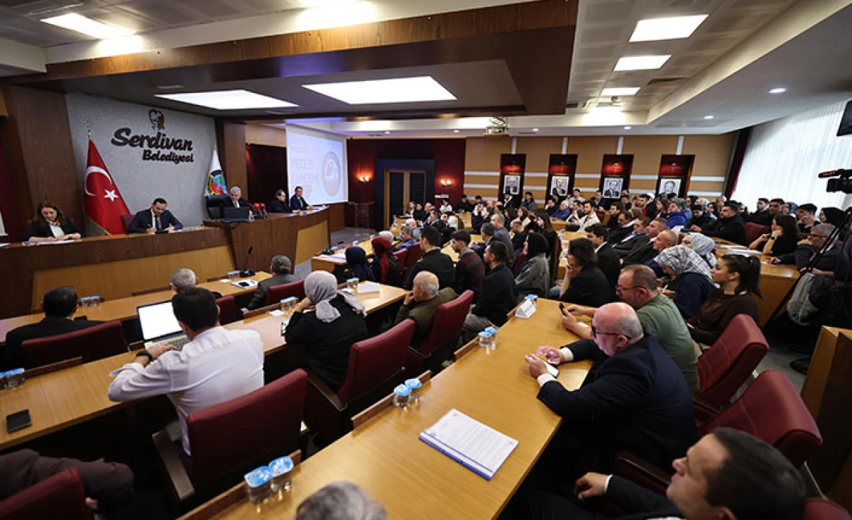 Çelik: Serdivan Büyümeye Devam Ediyor