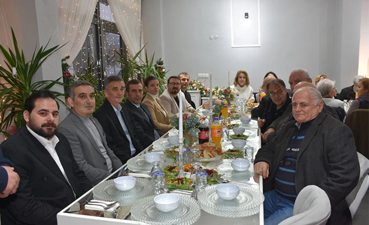 CHP Hendek İftarda Buluştu