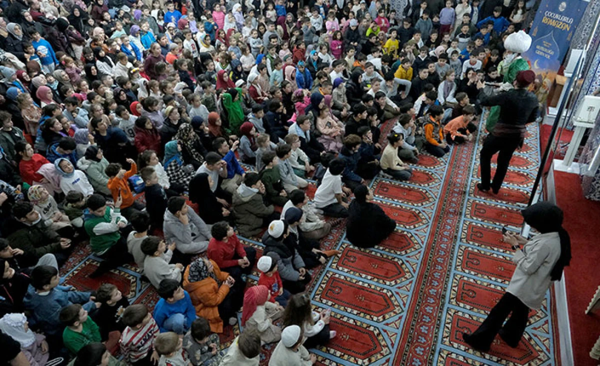 &Ccedil;ocuklarla Ramazan Programı İlk Haftasında 2 Bin 500 &Ccedil;ocuğa Neşe Sa&ccedil;tı