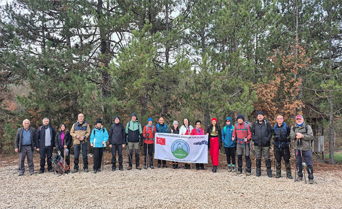 Dağcılar Kurumuş Baraj Havzasını Arşınladı!