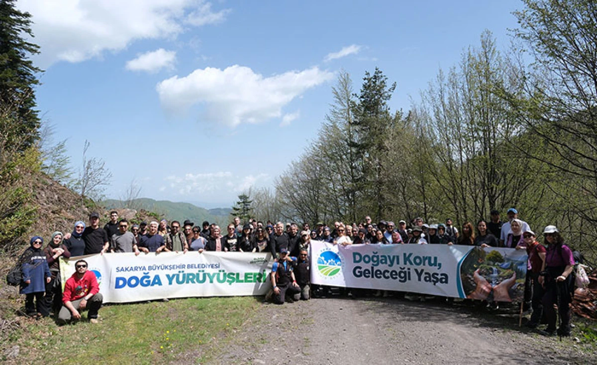 Doğaseverler Hendek Yaylalarında İki Mevsimi Aynı G&uuml;nde Yaşadı