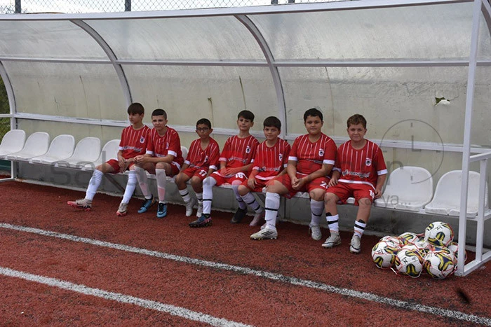 Hendekgücü:4  Kazimiyespor:1