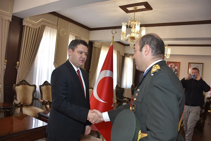 Cumhuriyetin 102. Yılında Hendek’te Çoşku Dolu Kutlama