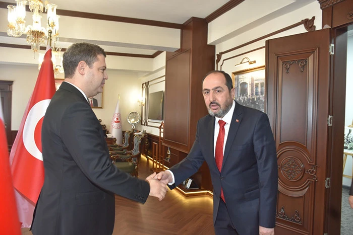 Cumhuriyetin 102. Yılında Hendek’te Çoşku Dolu Kutlama