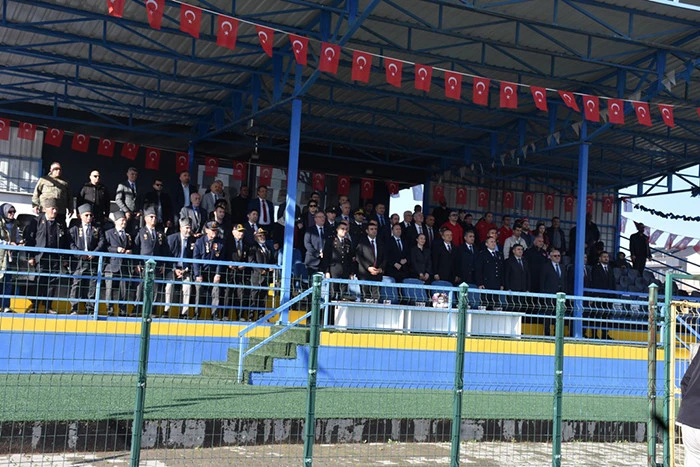 Cumhuriyetin 102. Yılında Hendek’te Çoşku Dolu Kutlama