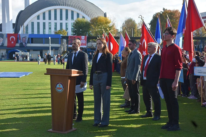 Cumhuriyetin 102. Yılında Hendek’te Çoşku Dolu Kutlama