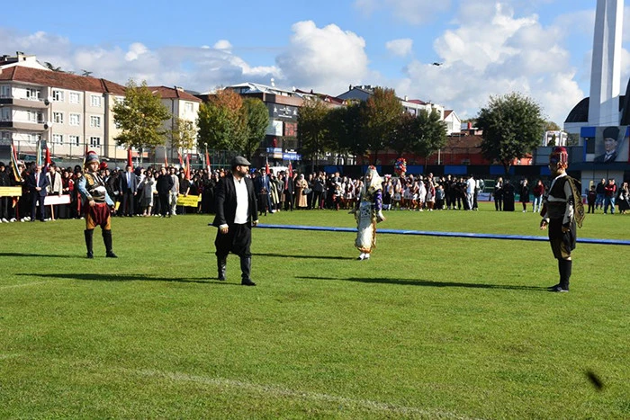 Cumhuriyetin 102. Yılında Hendek’te Çoşku Dolu Kutlama
