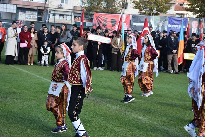 Cumhuriyetin 102. Yılında Hendek’te Çoşku Dolu Kutlama