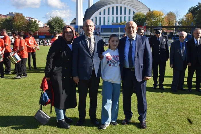 Cumhuriyetin 102. Yılında Hendek’te Çoşku Dolu Kutlama