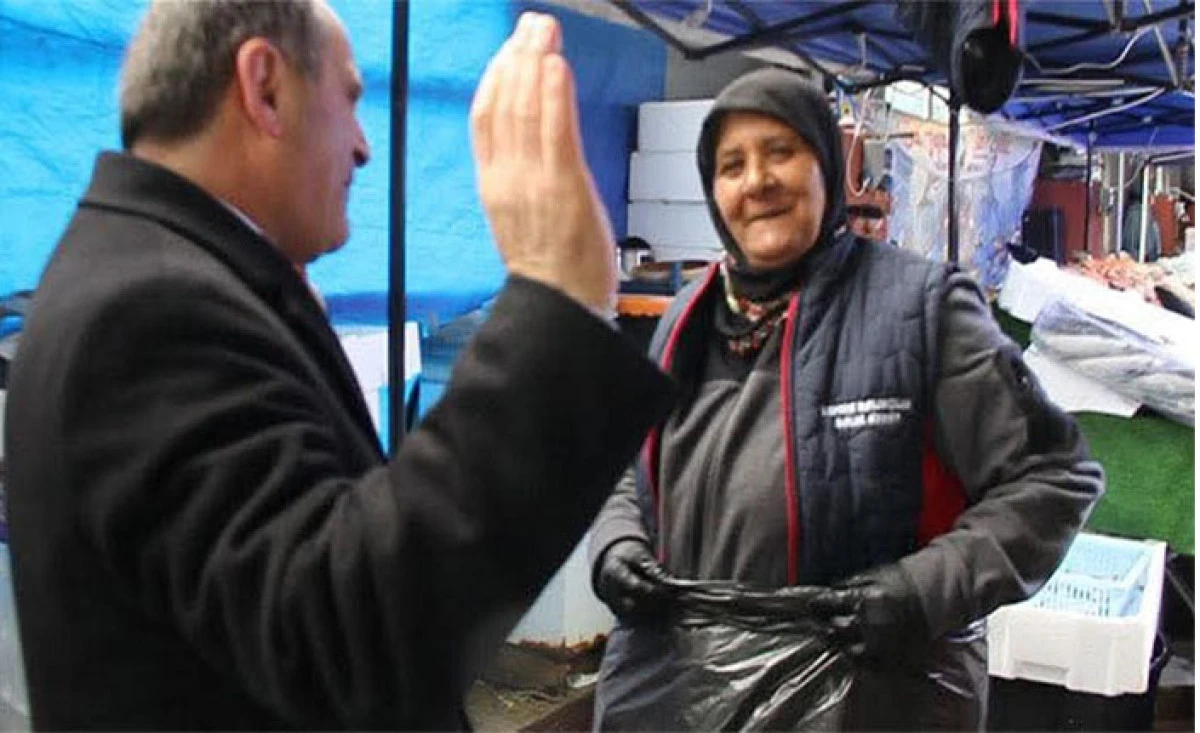 Ecevit Keleş: &ldquo;Esnafın Yaşadığı Sıkıntıları Yerinde Dinledik&rdquo;