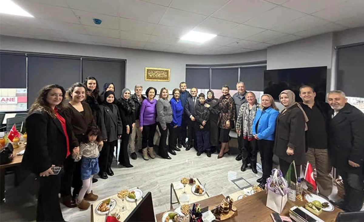 Ecevit Keleş: Kadınların G&uuml;c&uuml; Toplumsal Dayanışmanın En &Ouml;nemli Temelidir