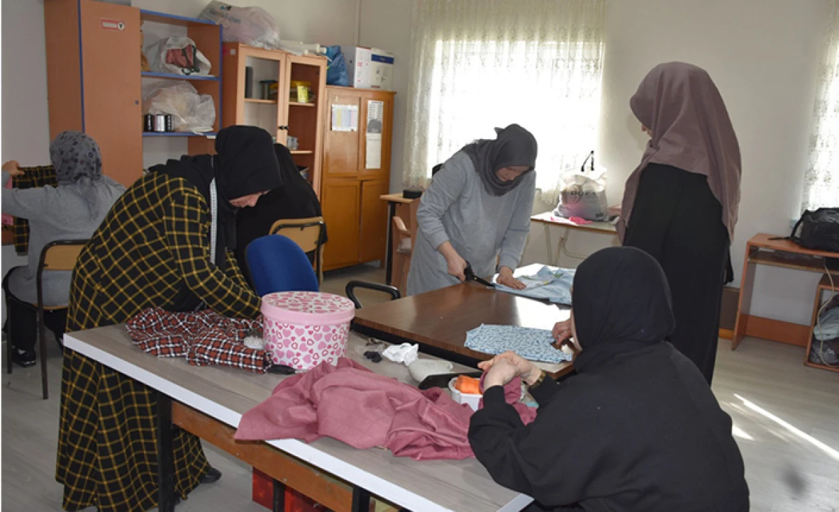 Engelli Anneleri Bu Kursla Sosyalleşiyor