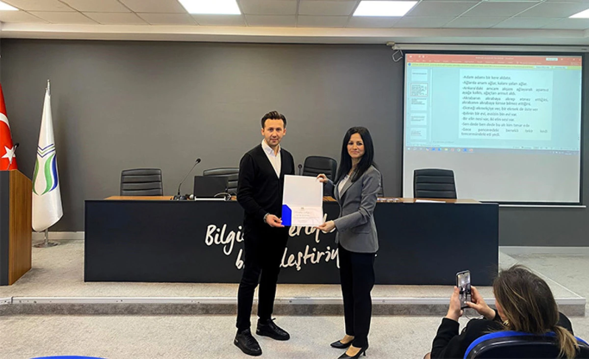 Etkili Ve G&uuml;zel Konuşma Teknikleri Anlatıldı