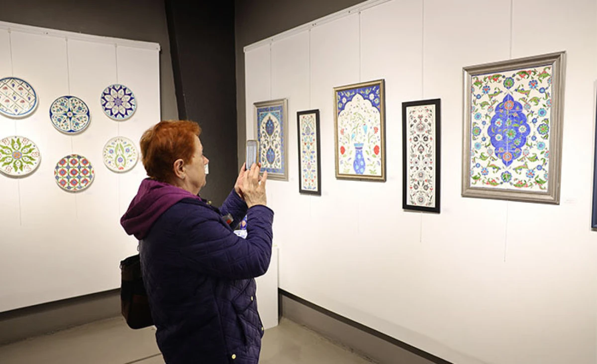 Gen&ccedil; Sanat&ccedil;ıların Hazırladığı &ldquo;Topraktan Geleneğe &Ccedil;ini&rdquo; Sergisi OSM&rsquo;de A&ccedil;ıldı