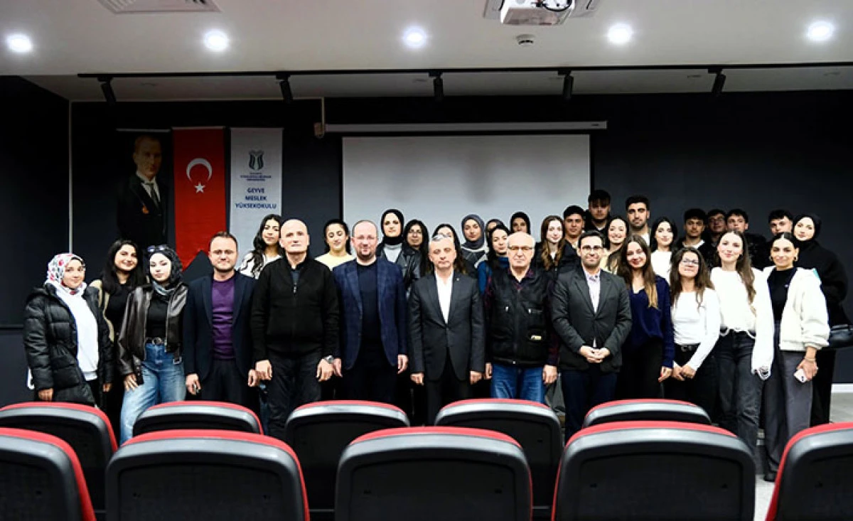 Geyve MYO&rsquo;da Kariyer Zirvesi &rsquo;25 D&uuml;zenlendi