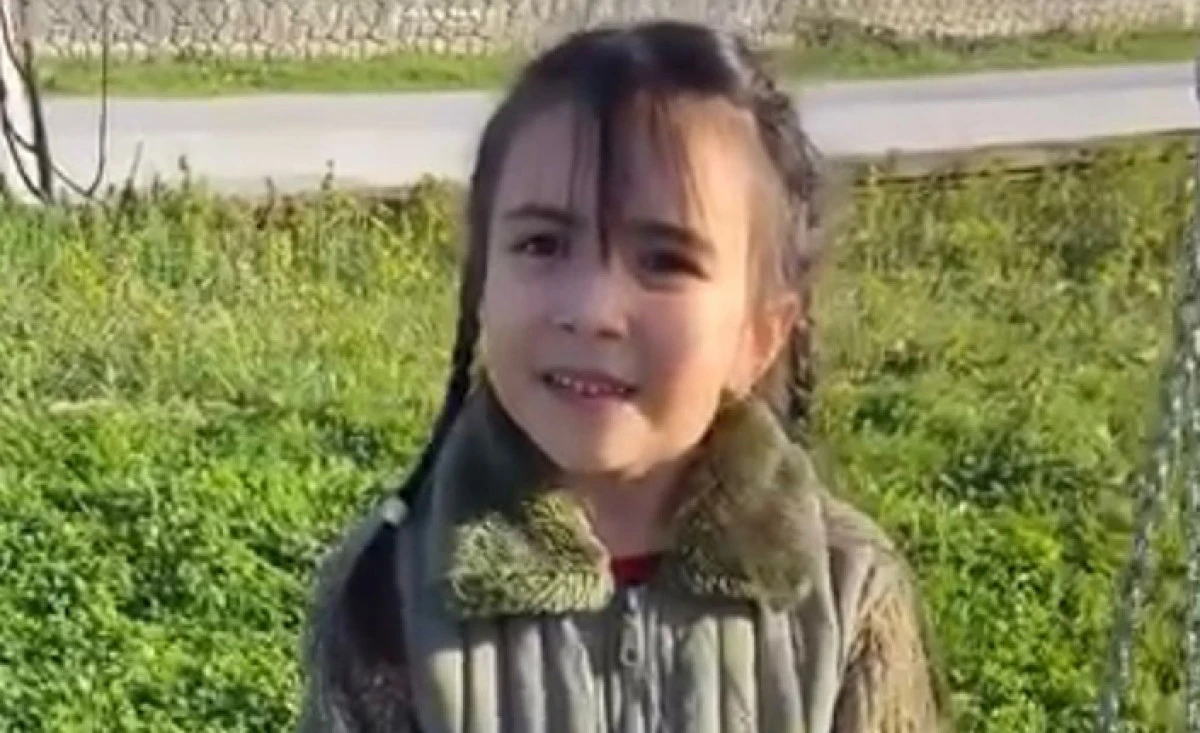 Hendekli K&uuml;&ccedil;&uuml;k &Ccedil;ocuktan B&uuml;y&uuml;k Sesleniş