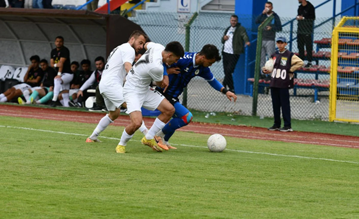 Hendekspor, Gölcükspor’u Penaltı Atışlarıyla Geçti