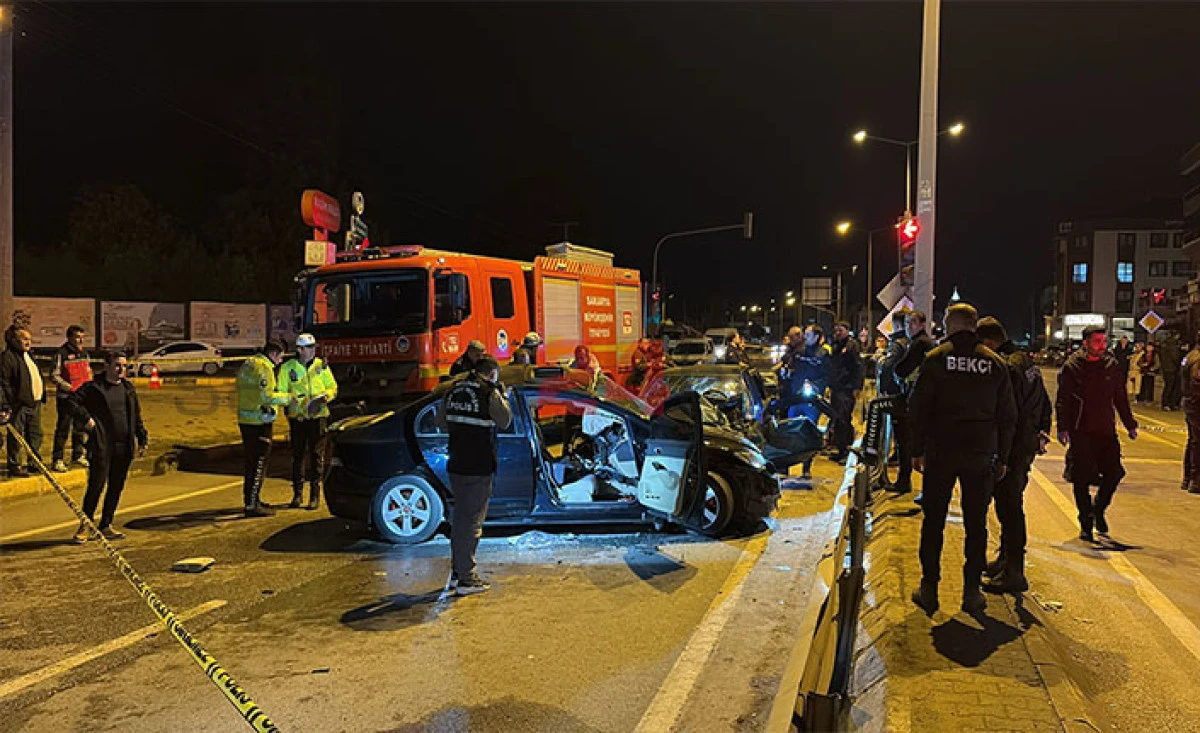Hendek’te Kaza 1 Ölü, 3 Yaralı