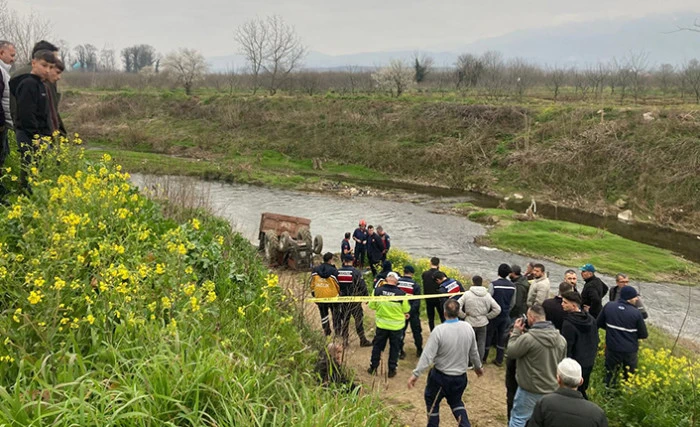 Hendek&rsquo;te Trakt&ouml;r Kazası 1 &Ouml;l&uuml;