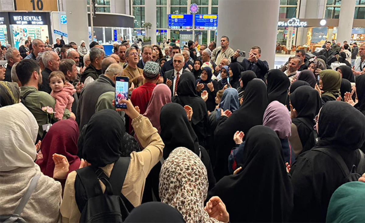 İnci&rsquo;nin Girişimleri Sonu&ccedil; Verdi, Umre Mağdurları Yurda D&ouml;nd&uuml;