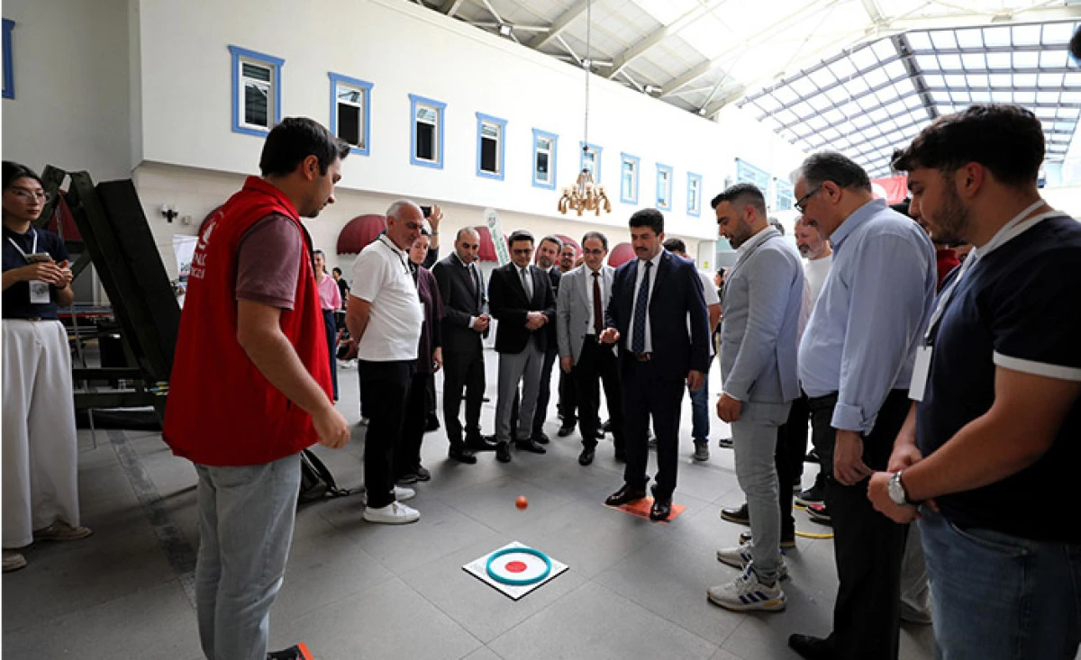 İş D&uuml;nyası Ve &Ouml;ğrenciler Rekreasyon Şenliği&rsquo;nde Buluştu