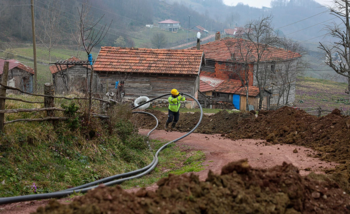 Kamışlı&rsquo;da Kaliteli Hizmetin İkinci Fazında 5 Bin Metrelik İ&ccedil;me Suyu Hattı Yenileniyor