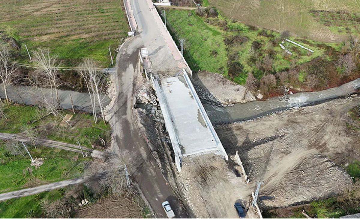 Karap&uuml;r&ccedil;ek&rsquo;i Şehre Bağlayan K&ouml;pr&uuml;de Sona Doğru